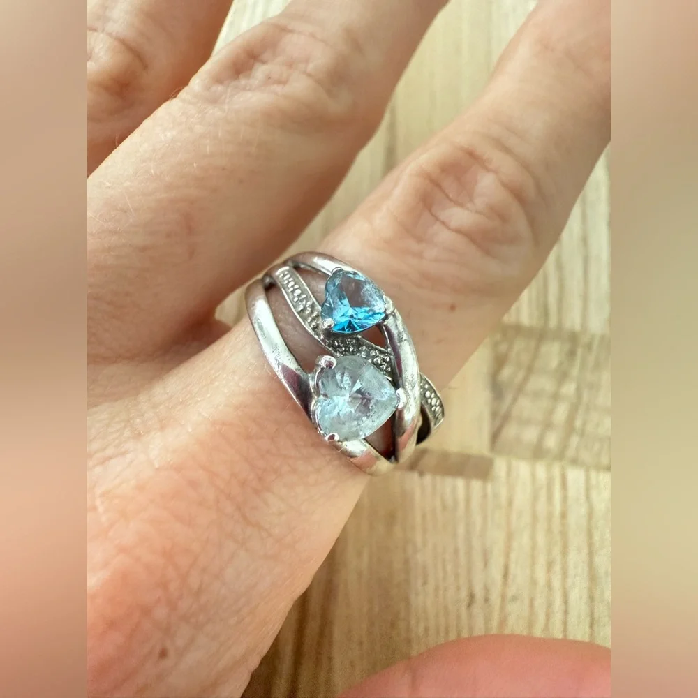 925 Sterling silver blue heart ring size 8.5